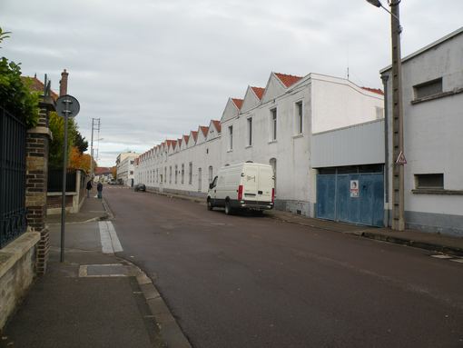  usines, rue de la Paix